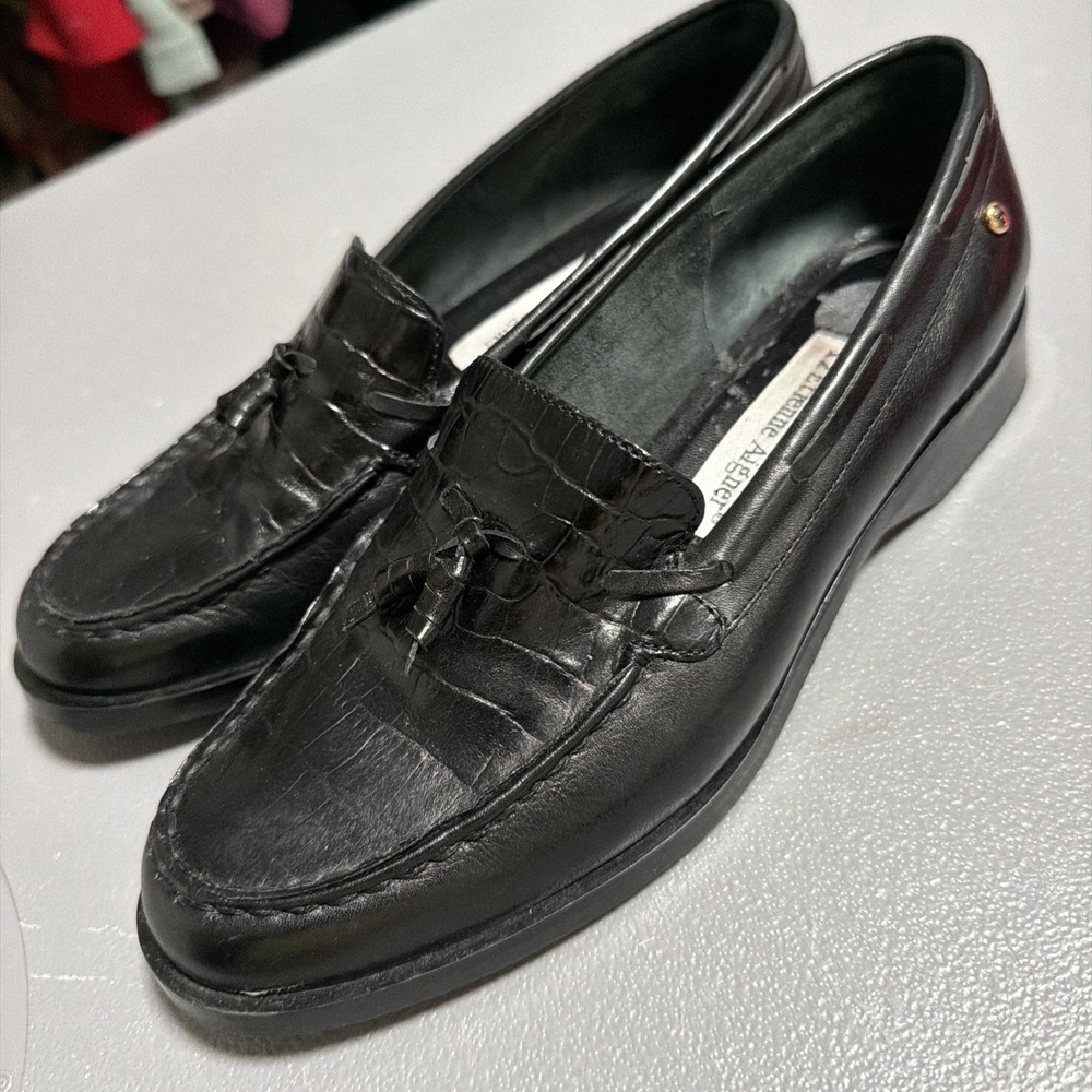 Etienne Aigner VTGGotham Black Embossed Penny Loafer Womens Shoes Flats Tassel 6
